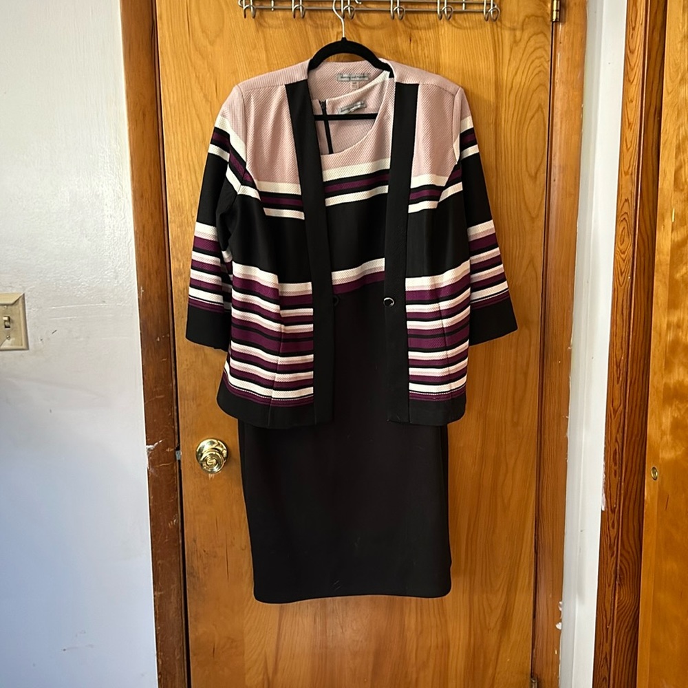 2 piece - sleeveless dress and jacket